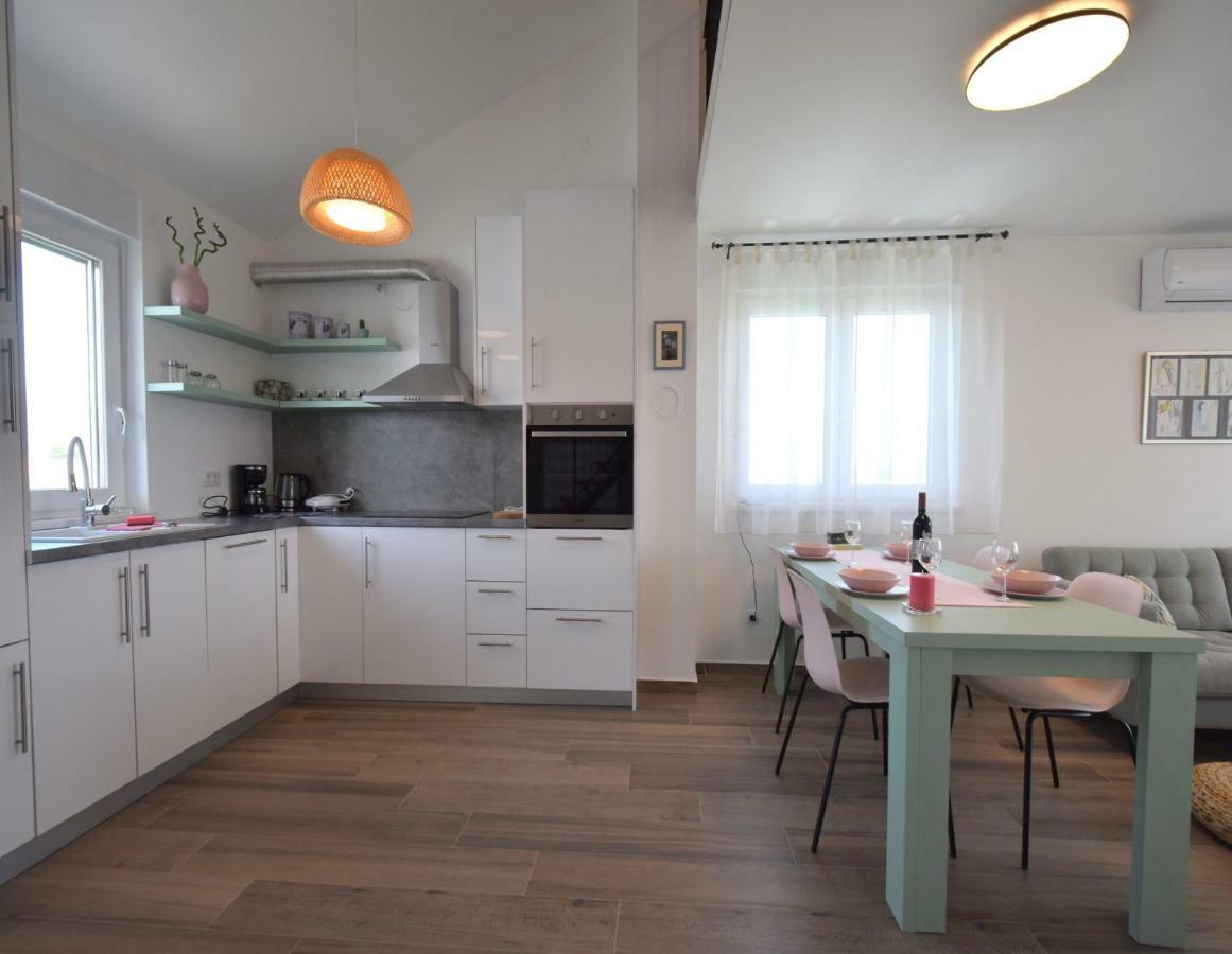 Čižići Apartments Medna מראה חיצוני תמונה