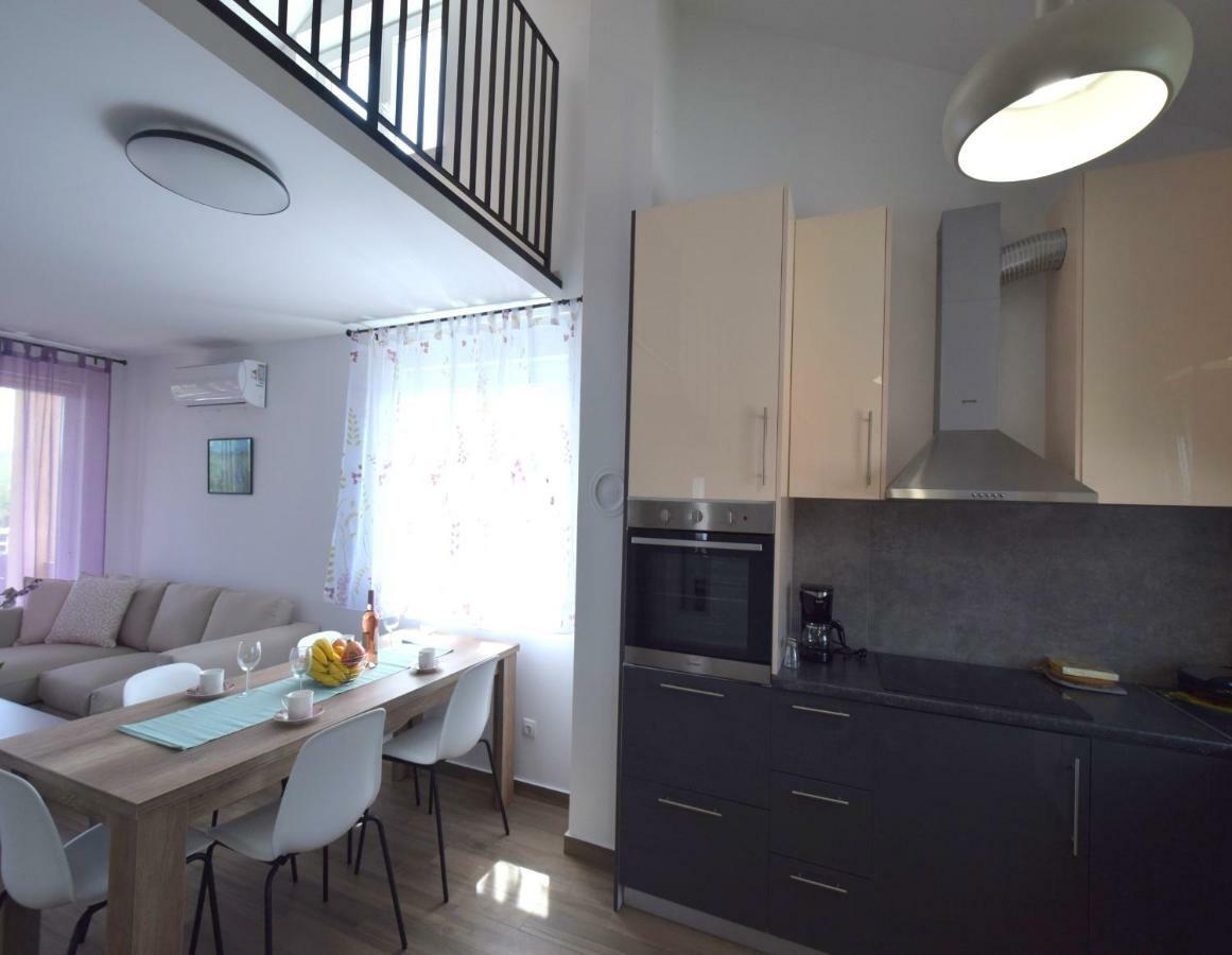 Čižići Apartments Medna מראה חיצוני תמונה