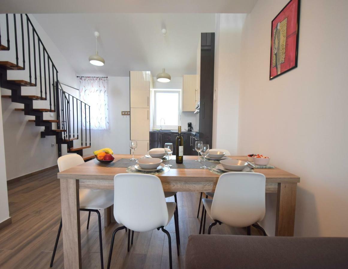 Čižići Apartments Medna מראה חיצוני תמונה