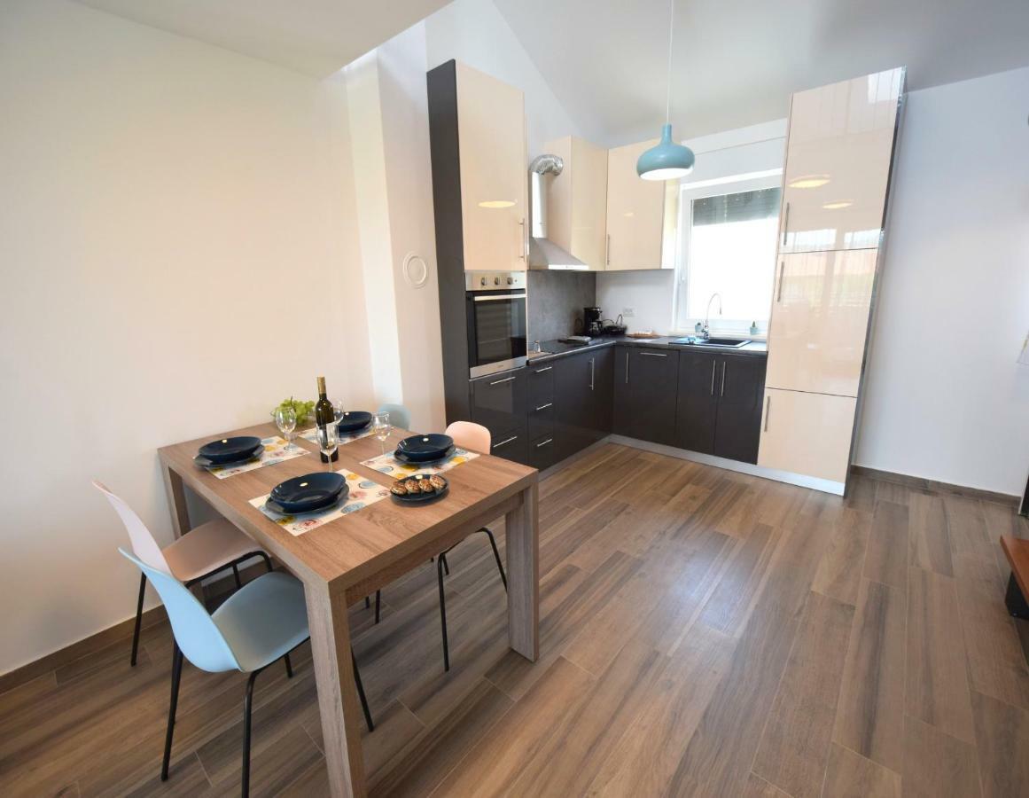 Čižići Apartments Medna מראה חיצוני תמונה