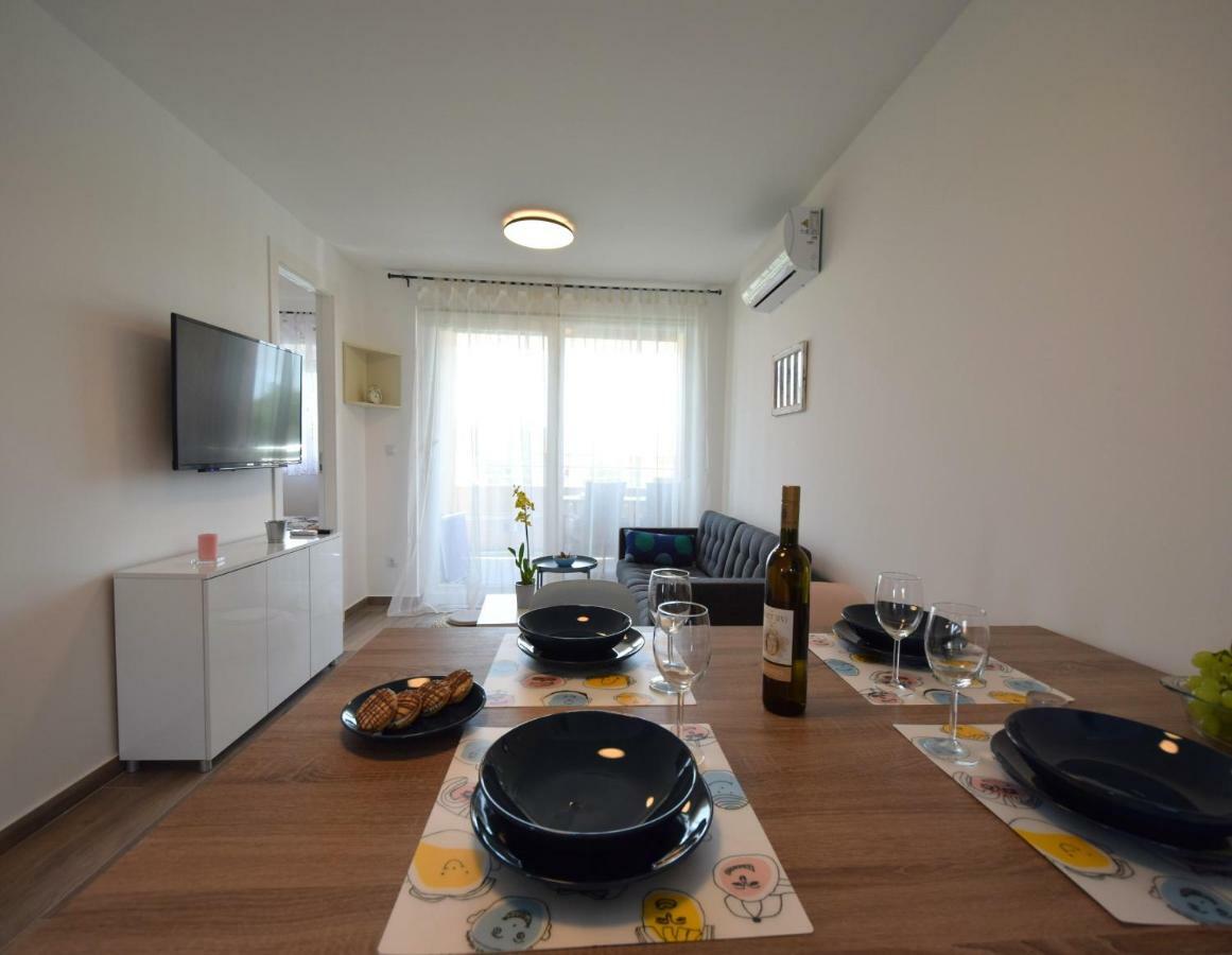 Čižići Apartments Medna מראה חיצוני תמונה