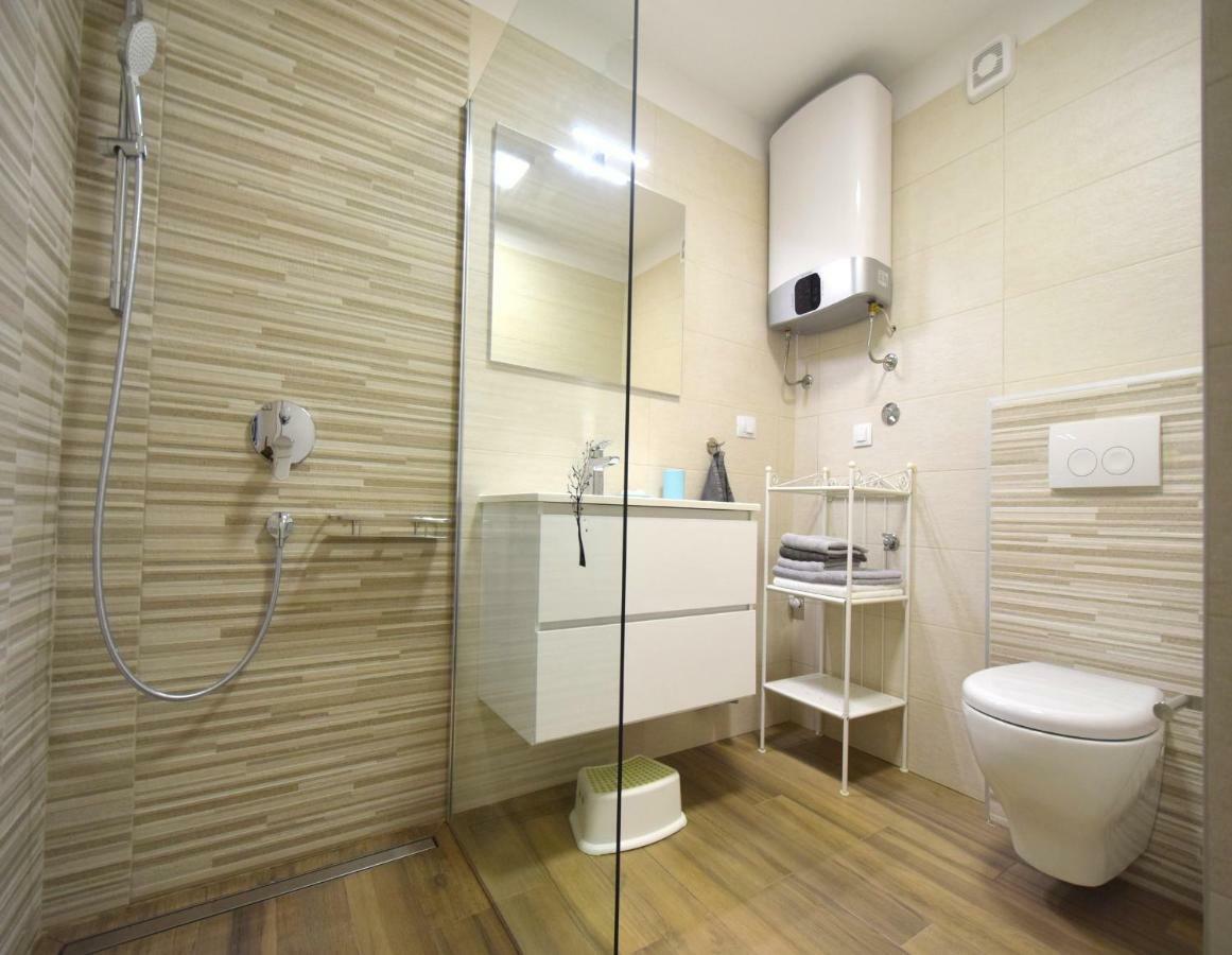 Čižići Apartments Medna מראה חיצוני תמונה